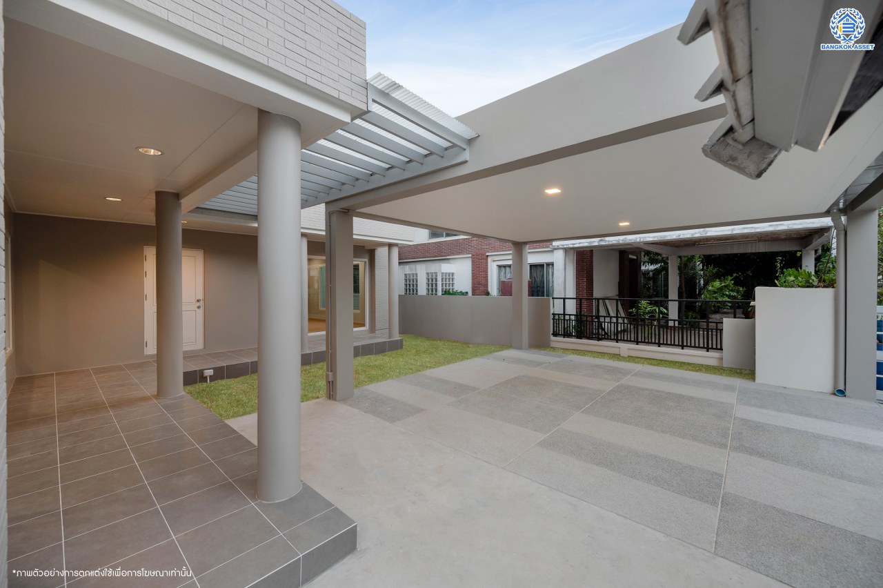 บ้านมือสองตกแต่งใหม่ โครงการ โนเบิลวานา ปิ่นเกล้า1 บ้านเดี่ยวหลังใหญ่ เนื้อที่ 65.6 ตร.ว. พื้นที่ใช้สอย 206.4 ตร.ม. ฟังก์ชัน 3 ห้องนอน 3 ห้องน้ำ 2 ห้องอเนกประสงค์  1 ห้องแม่บ้าน จอดรถได้ 2 คัน บนสุดยอดทำเลเดินทางสะดวก หน้าโครงการติดถนนใหญ่บรมราชชนนี ใกล้ทางคู่ขนานลอยฟ้าบรมราชชนนี ม.มหิดล เซ็นทรัลศาลายา และรายล้อมด้วยสิ่งอำนวยความสะดวกครบ...